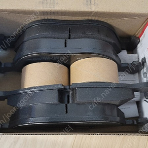 브렘보 앞브레이크 패드. 벤츠 S500, BMW 외 다수적용. Brembo front disc fads.