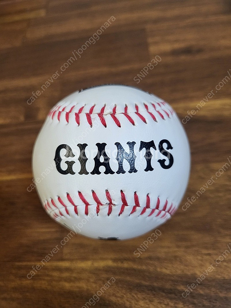 [NPB] 아베 신노스케 통산 400홈런 기념구 판매합...--1