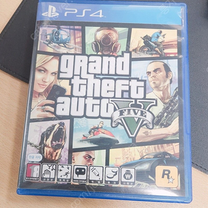 PS4 GTA5 판매합니다.