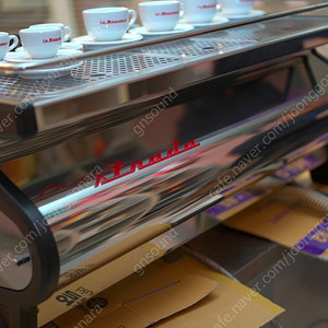 라마르조꼬 스트라다 3그룹 커피머신 LA MARZOCCO Strada (이외 장비정리)