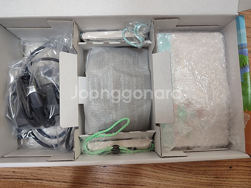 닌텐도 스위치 동물의 숲 에디션(풀박,신형) + 링피트 + 파우치--1