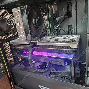 이엠텍 RTX 4070 Ti GAMINGPRO D6X 12GB 판매합니다!