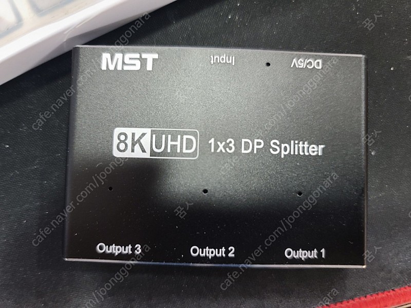 DP 분배기 1:3(MST로 모니터 확장 가능) 팝니다.