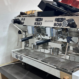 딜리코 엔드원 7 커피머신 업소용 에스프레소 머신
