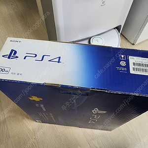 ps4 500g (정발+게임cd3가지) 팝니다