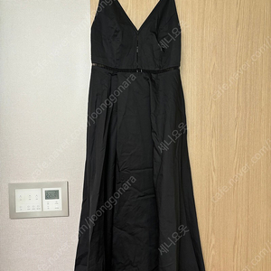 (새상품) COS 코스 원피스 V넥 미디 슬립 드레스 32사이즈