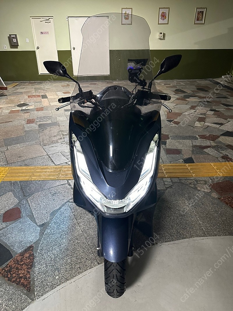 22년 pcx125 판매합니다. pcx nmax 보이져 조이맥스 크루심 엔맥스 혼다 야마하 오토바이 스쿠터 배달대행 xmax 포르자