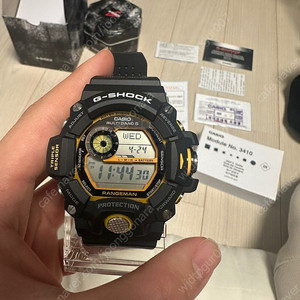 지샥레인지맨 구냥이 gw-9400y-1dr 판매합니다