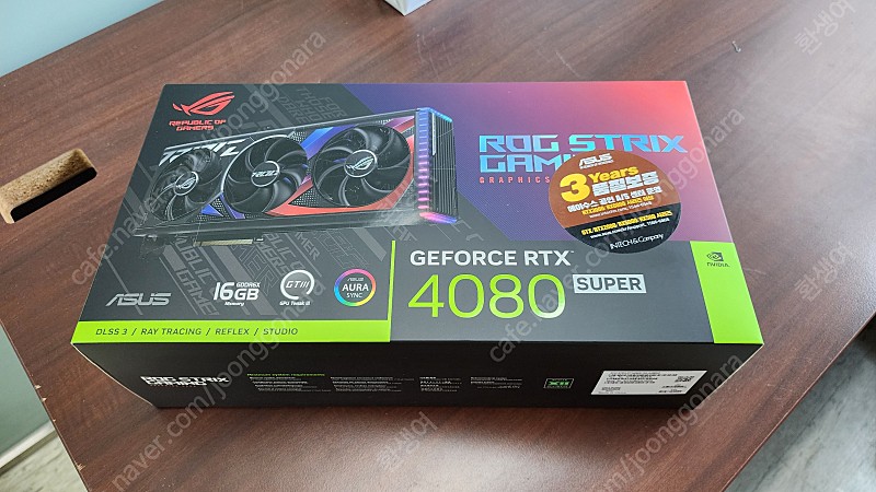 ASUS 지포스 RTX 4080 SUPER ROG STRIX GAMING D6X 16GB 팝니다. (미개봉)