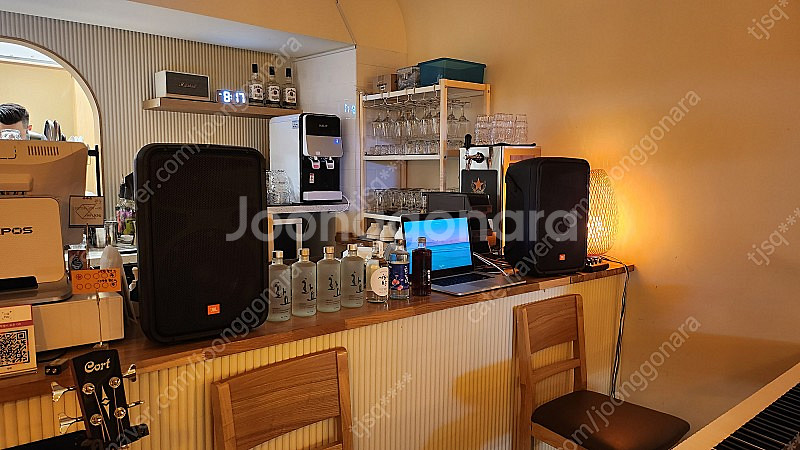 JBL EON208P--0