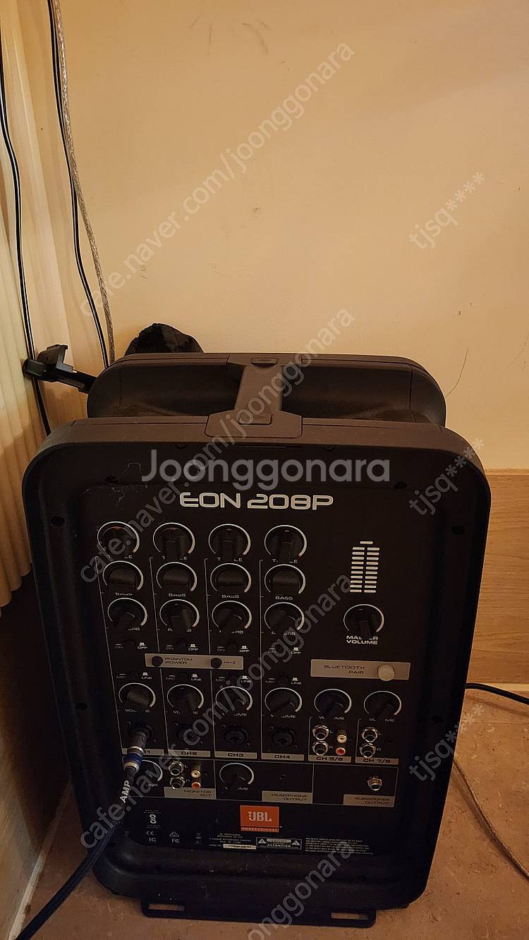 JBL EON208P--1