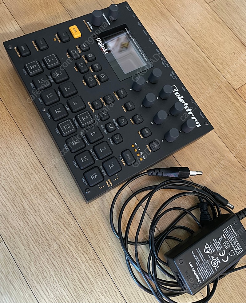 Elektron Digitakt 일렉트론 디기탁 샘플러 판매합니다