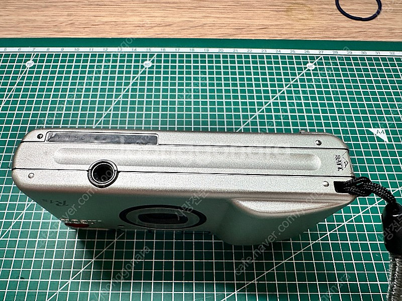 리코 r1s 자동 필름카메라 판매합니다.--4