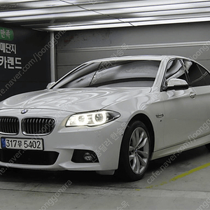 BMW5시리즈 (F10) 520d xDrive M 에어로다이나믹중고차 할부 리스 카드 전액할부 가능합니다