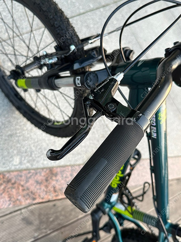 주니어 캐논데일 트레일 20인치 자전거 판매합니다--5