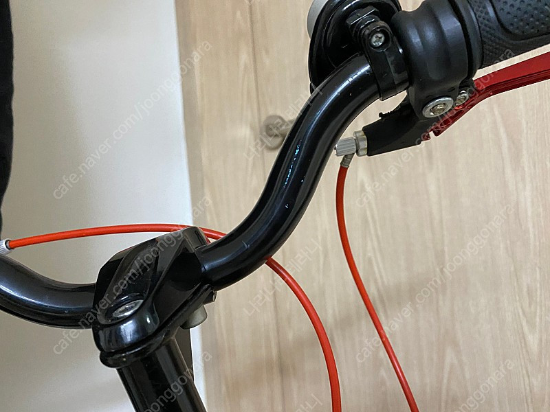 로얄베이비 스페이스 셔틀 어린이 유아 네발자전거 14인치 16인치 판매예요~--3