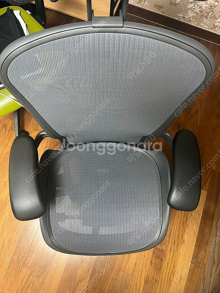 (인xxx) 허먼밀러 뉴에어론 풀 B 그라파이트 판매합...--1