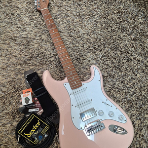 코로나 스탠다드 플러스 (Corona Standard Plus ST) 스트라토케스터 팝니다.