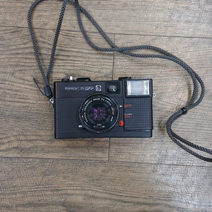 코니카 C35-EFP 필름카메라 판매