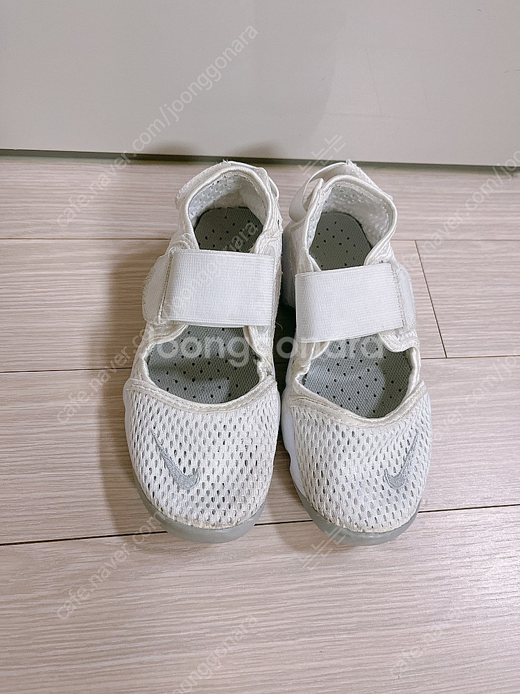 나이키 키즈 에어리프트 화이트 200--0