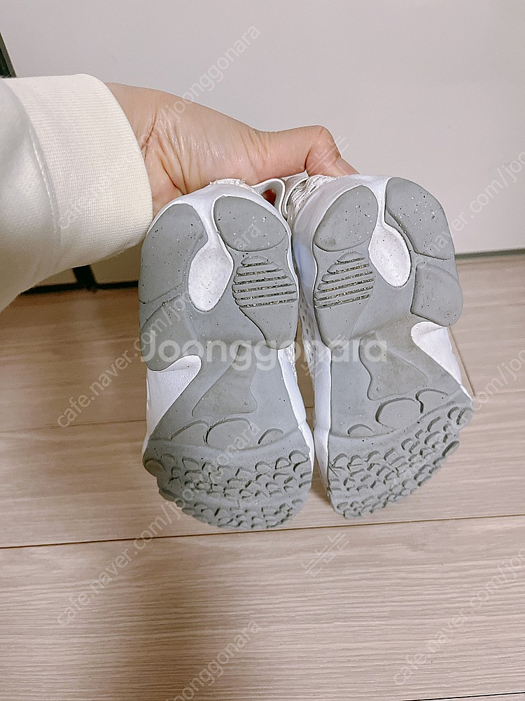 나이키 키즈 에어리프트 화이트 200--2