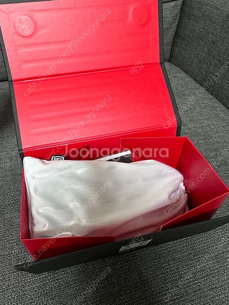 100% 레제르 스퀘어 스모크블랙 새상품 팝니다.--2