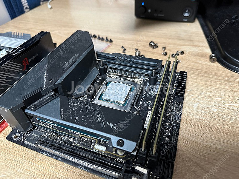 Z490i rog strix--0