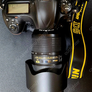 니콘D5, 렌즈24-70mmF2.8ED VR, 910플래쉬 판매.