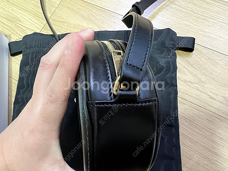 셀린느 오벌펄스 미니 블랙--4