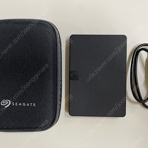 [네이버 안전거래 가능] 씨게이트 휴대용 외장하드 / 2TB 2테라 / USB 3.0 / 컬러 : 블랙 / 본품 + 파우치 + 연결케이블 / S+ / 택배비포함 : 75,000원