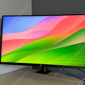 LG 32UN880 모니터 LG 4K 32인치(가격인하)