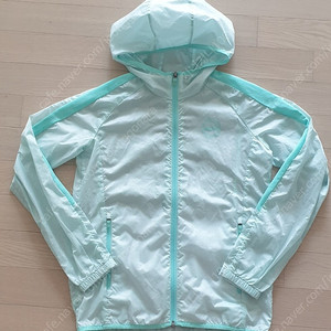 네파키즈 바람막이 150사이즈