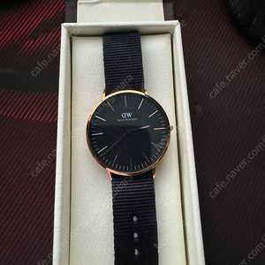 [판매] 다니엘 웰링턴 금장 시계 정품 40MM 판매