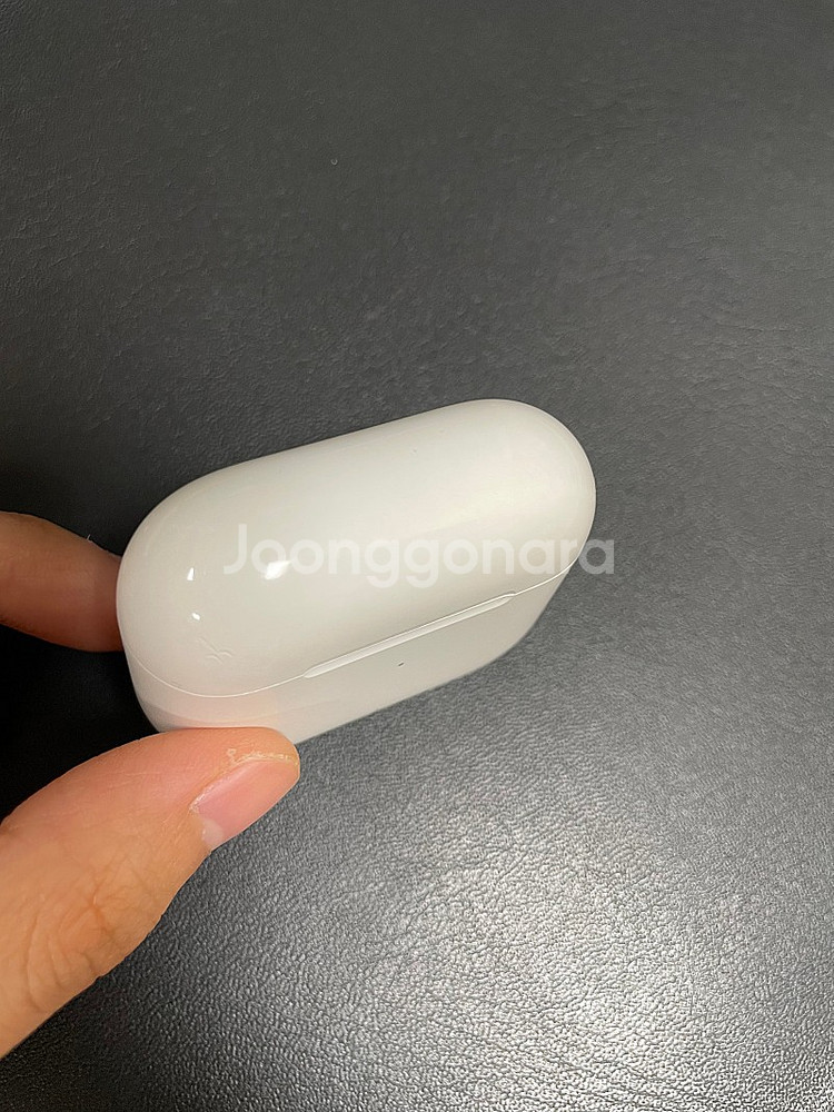 에어팟3세대 본체--3