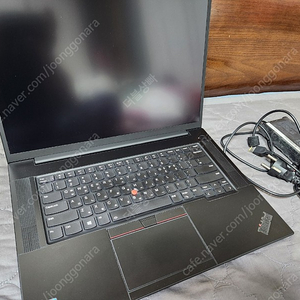 Thinkpad p1 gen4 씽크패드 p1 4세대 입니다