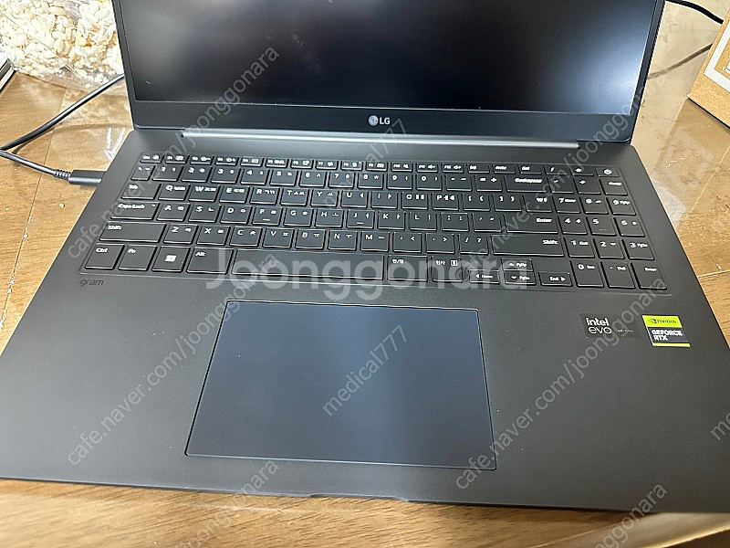 LG Gram Pro 그램프로16인치 외장그래픽 모델.--9