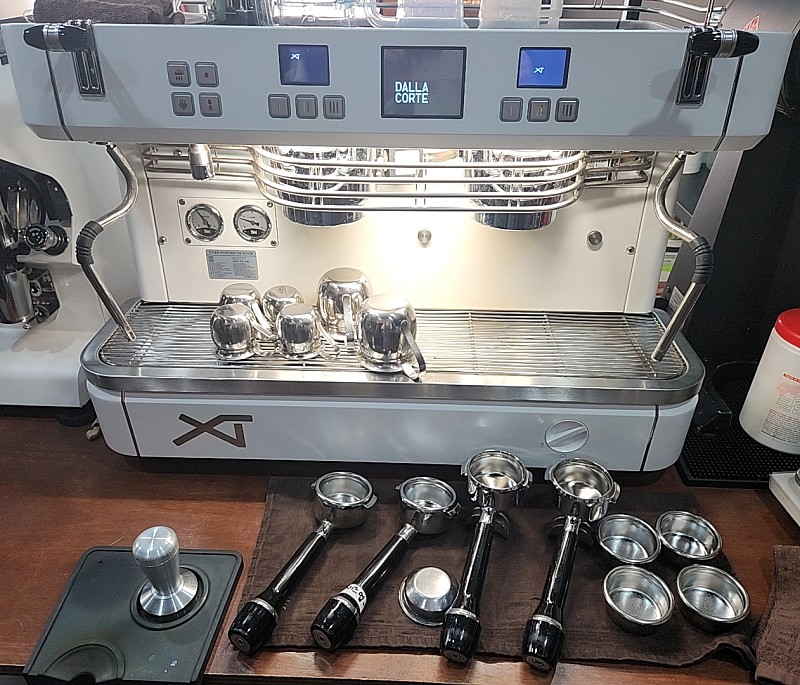 달라코르테 XT 2그룹 54mm 카페 하이엔드 커피머신