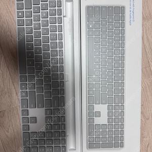 Microsoft Modern Keyboard with Fingerprint ID (마이크로소프트 지문인식 키보드 풀배열)