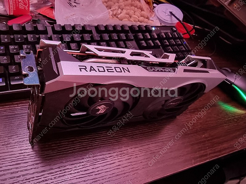 RX 6600XT NITRO 팝니다--0