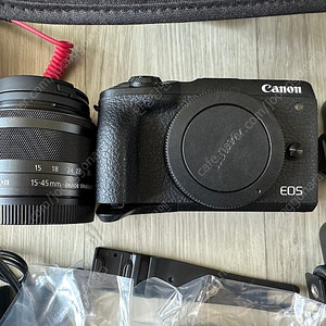 캐논 미러리스 카메라 M6 mark2 + 15-45mm 외 악세사리 판매