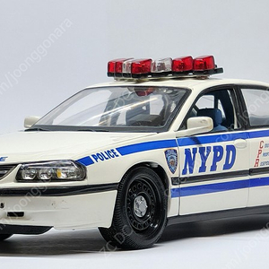 1:18 마이스토 쉐보레 임팔라 NYPD 경찰차 다이캐스트 모형자동차