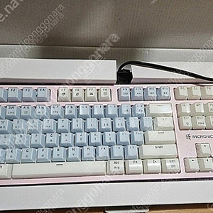 마이크로닉스 MANIC EX580 광축 크리스탈 게이밍 기계식 핑크 유선키보드