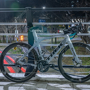 가격인하)2019 트렉 마돈 slr6 디스크 로드 자전거