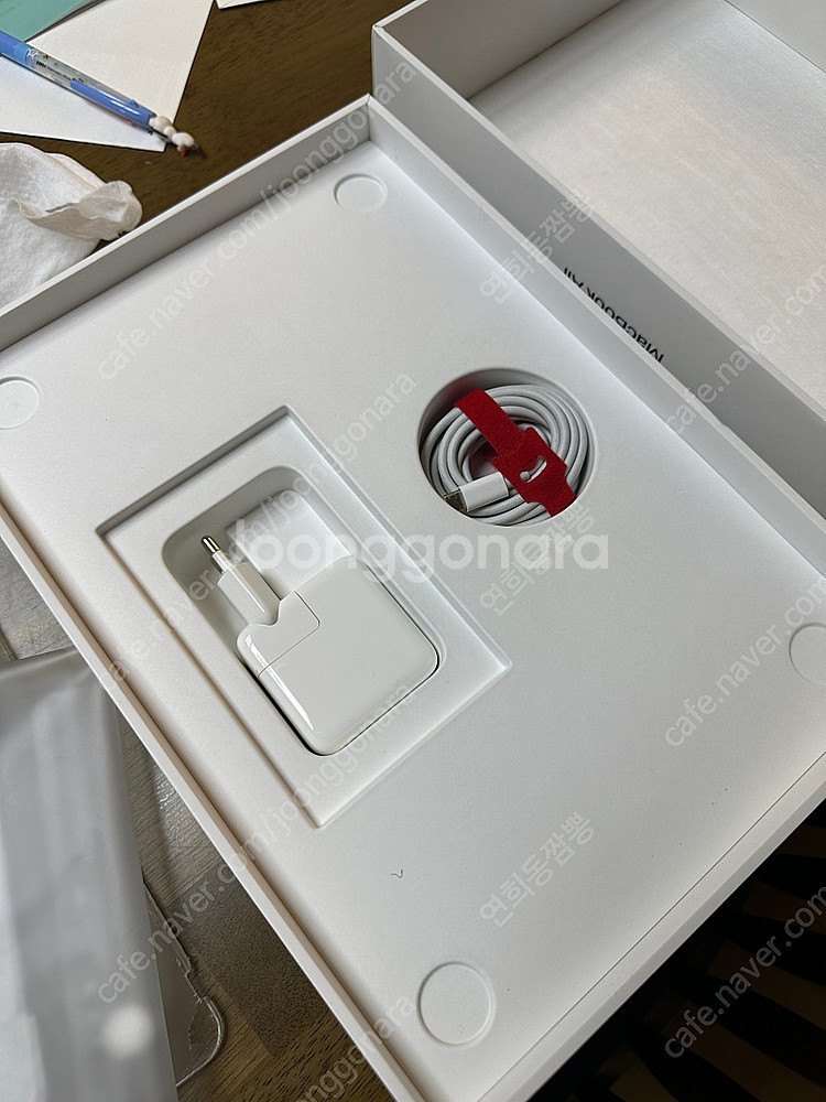 초S급 맥북 M1 16램 512gb 8코어 애캐플 실버--8
