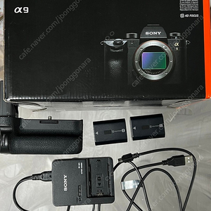 가격낮춤) 소니 카메라 a9+호환그립, SD SF 64GB 메모리카드 판매