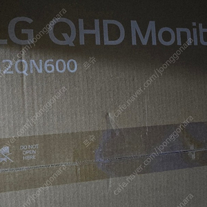 LG 32QN600 모니터 새제품 팝니다.