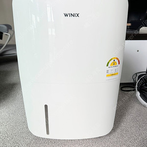 [대구] 위닉스 뽀송 제습기 10L(DXAE100-JWK) 팝니다