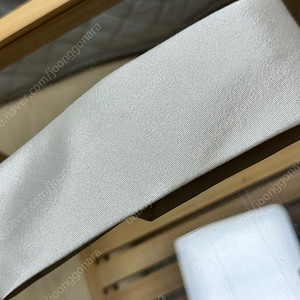 아이보리 미카도실크 넥타이 팝니다. (폭8cm)