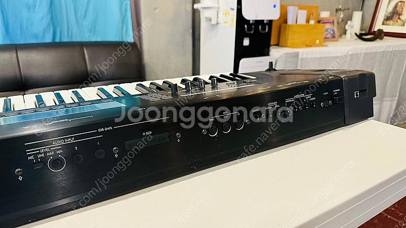 Korg tr76 신디사이저 판매합니다!--2