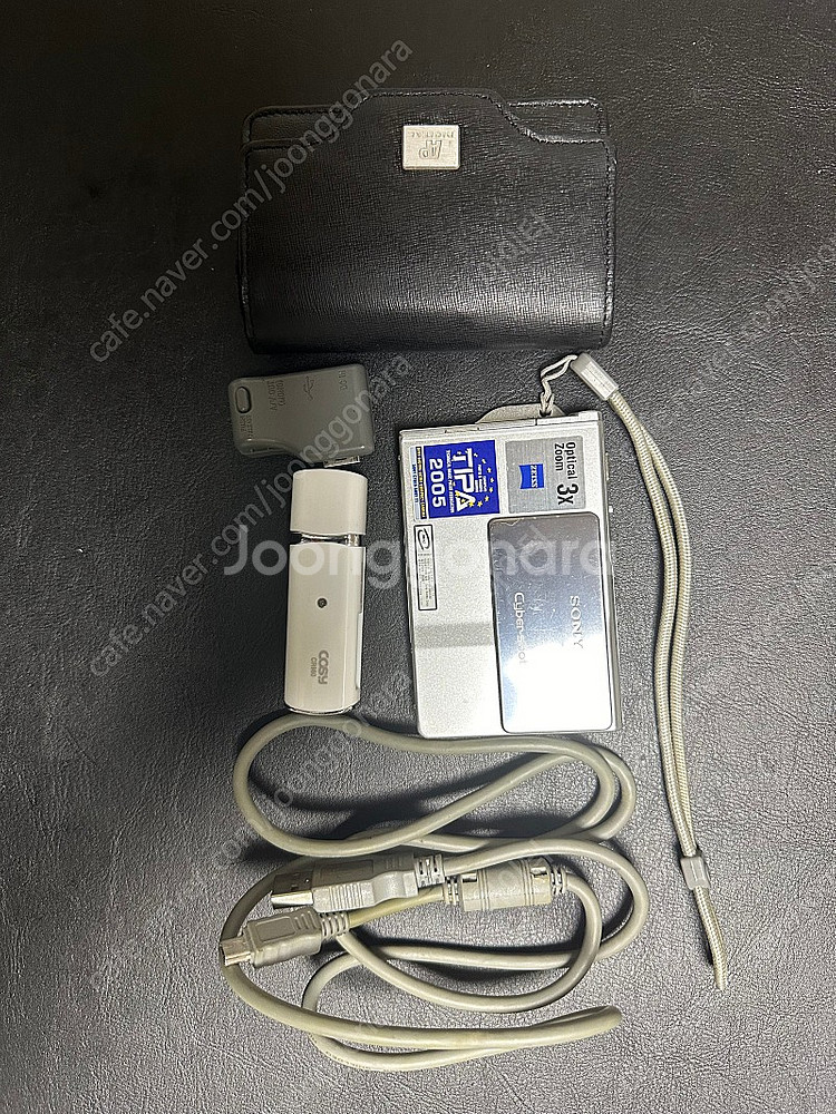 빈티지 디지털 카메라 소니 사이버샷 DSC-T7--0